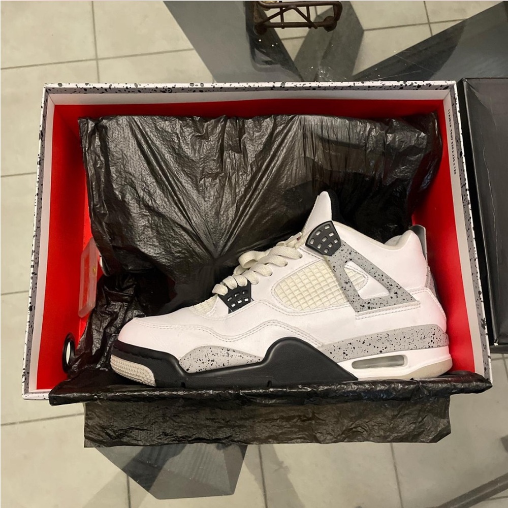 Nike Air Jordan 4 Retro OG “White Cement” 2016